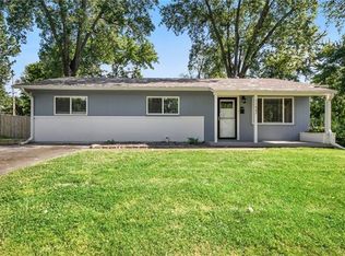 11405 E 51st St, Raytown, MO 64133