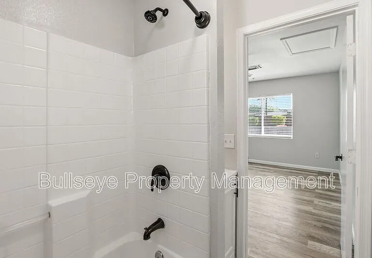 840 E Turney Ave #3 — Photo 15