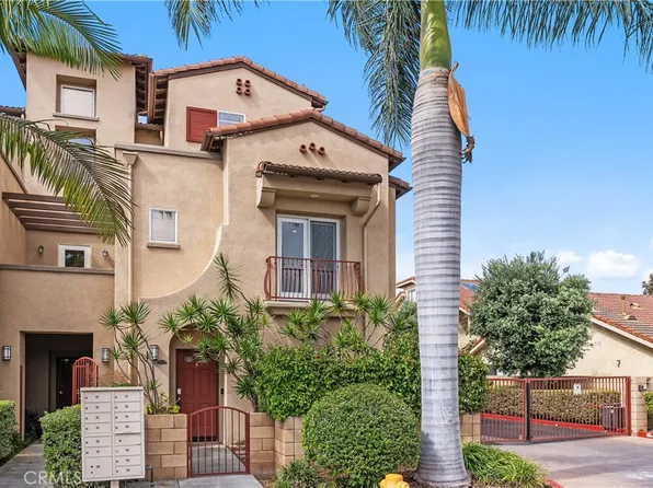 16841 Roosevelt Ln, Huntington Beach, CA 92649