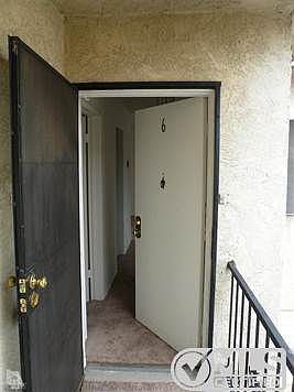 1st image of 7905 Agnes Ave Unit 6