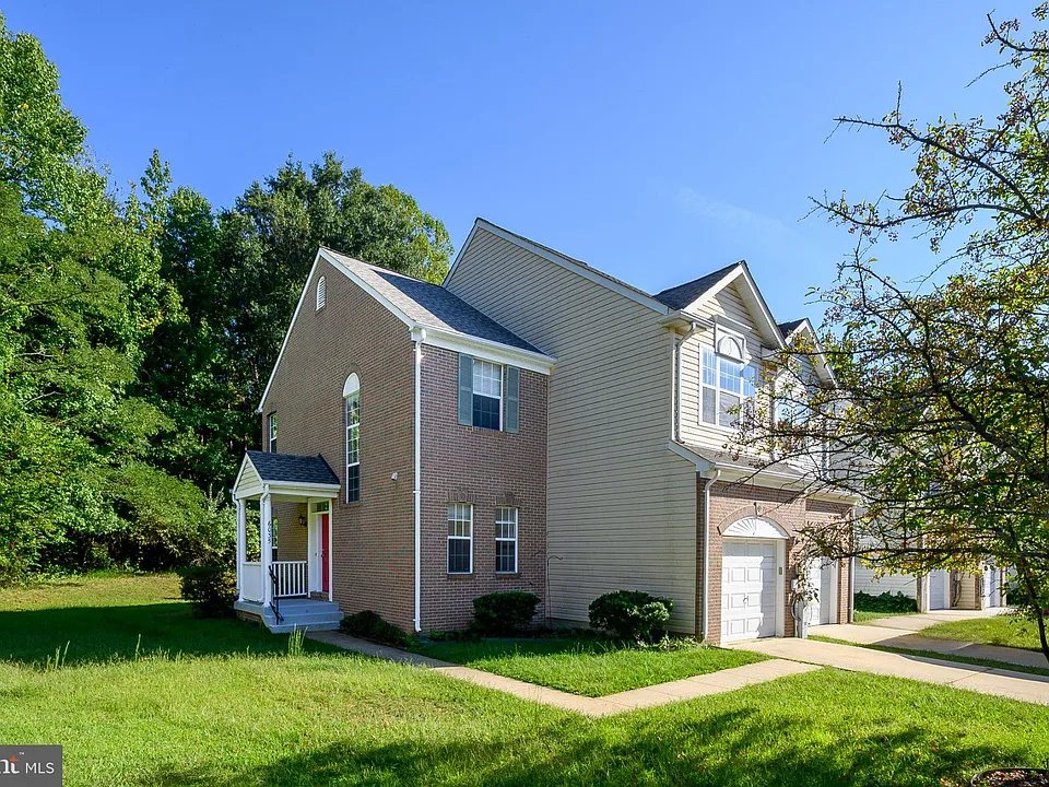6035 Grenfell Loop
