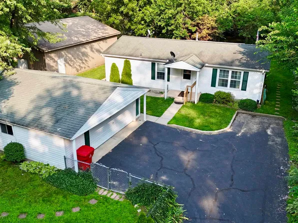 2820 N 175 E, Winamac, IN 46996