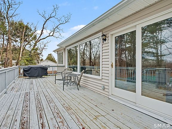 5th image of 18 Caulkins Road