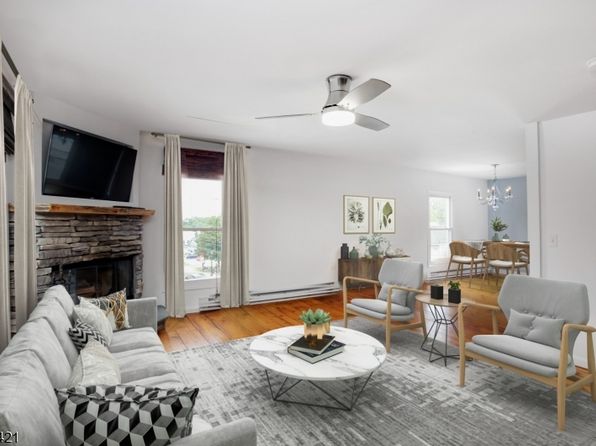 117 Main St APT 5