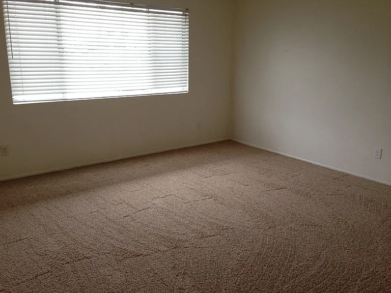 4885 Cole St #8 — Photo 9