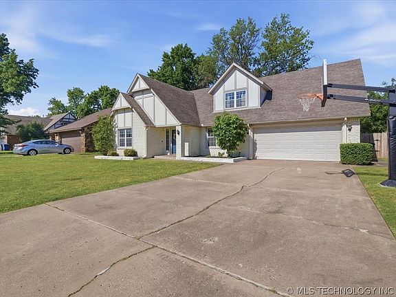 4th image of 6310 S 110th East Ave