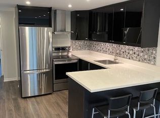 13 Sorauren Ave #2, Toronto, ON M6R 2C6