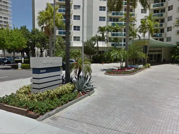 3001 S Ocean Dr, Hollywood, FL