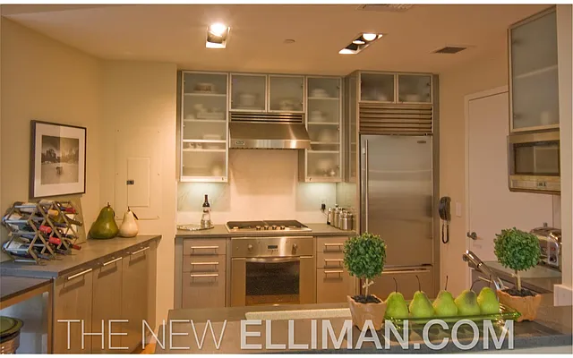 Rented by Douglas Elliman | media 35