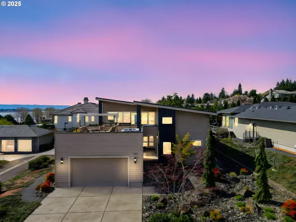 1512 SE Hawks View Ct, Vancouver, WA 98664