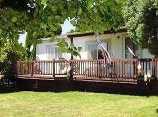 97893 Bathiany Ln, Brookings, OR 97415