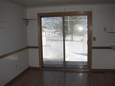 4th image of 1342 Cardinal Dr