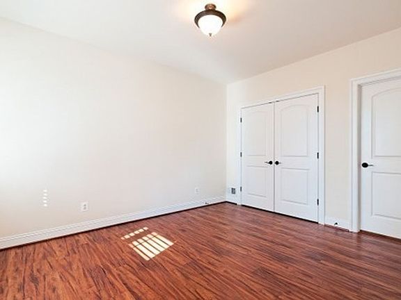 4th image of 1582 Wickham Pond Dr #B