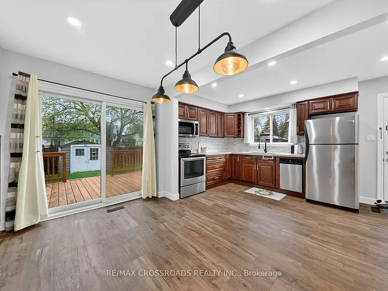 357 Pompano Ct — Photo 13