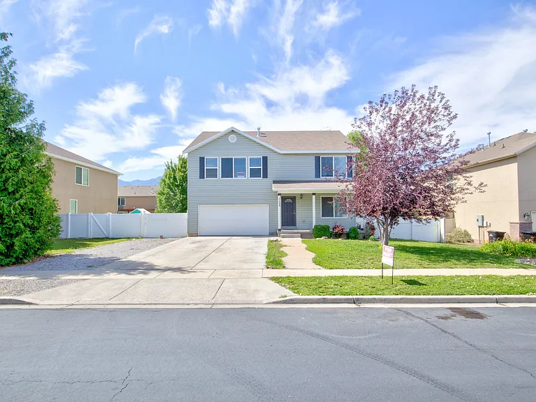 1153 W 400 S — Photo 3