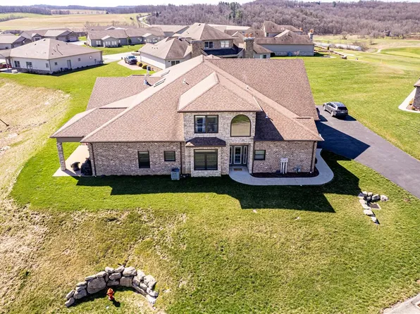 1207 Bellfield Ct, Greensburg, PA 15601