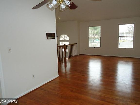 3rd image of 20709 Shakespeare Dr