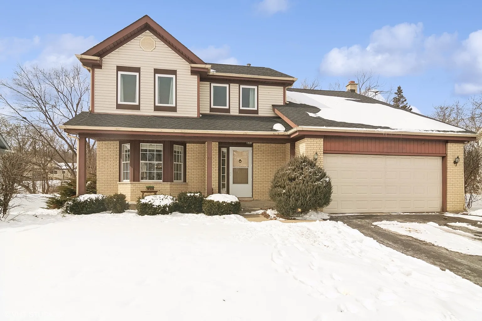 489 Tallgrass Cir photo 1