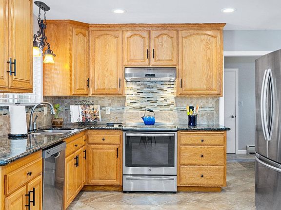 5th image of 235 Clark Way