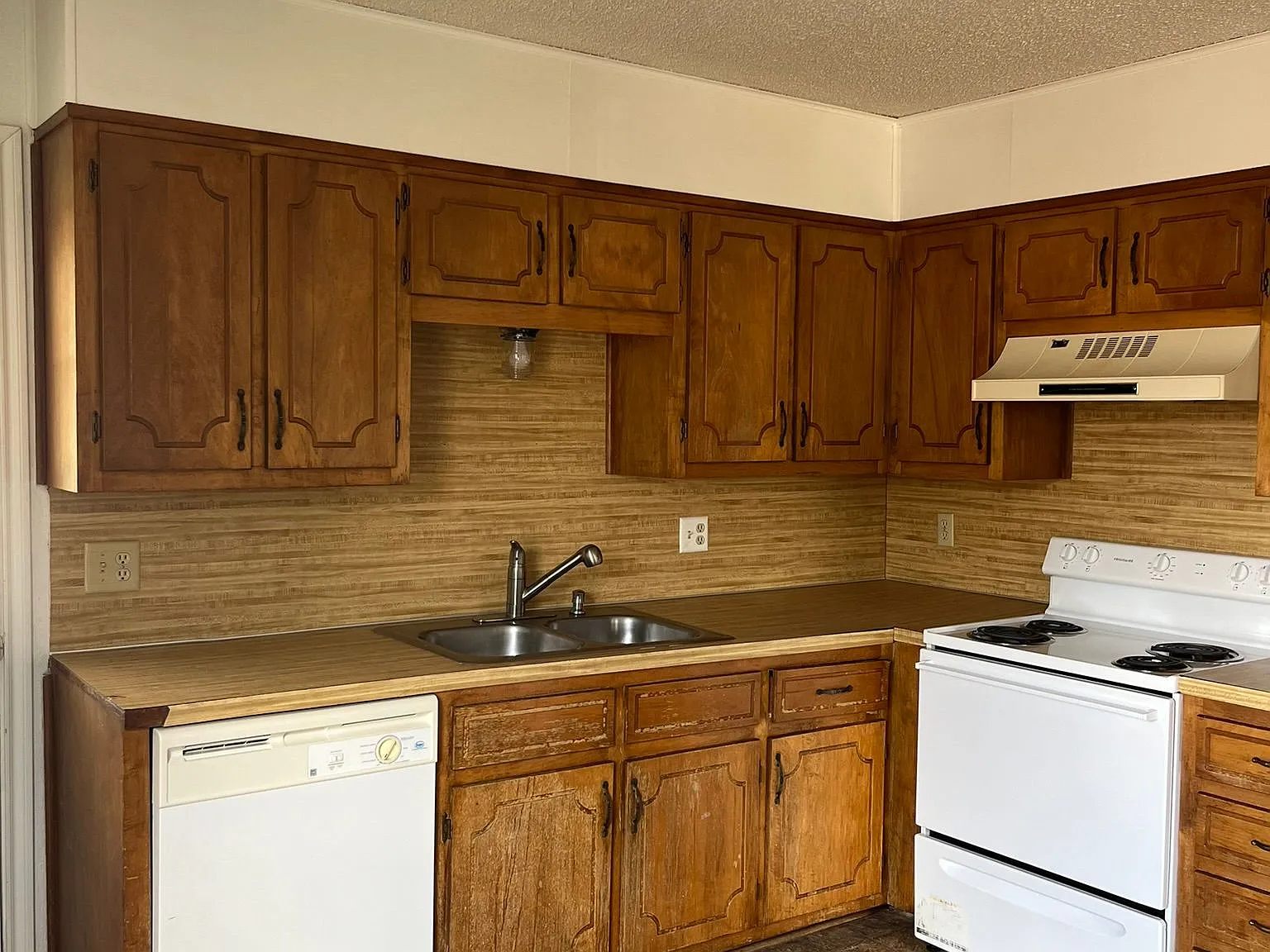 2 bed, 1.0 bath, 821 sqft, $650 — Photo 3
