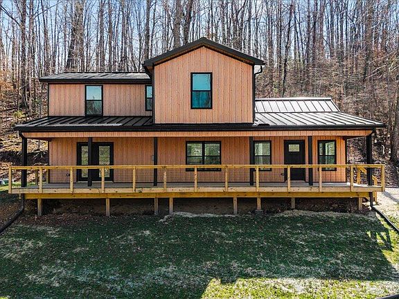 2nd image of 4 Barkers Branch Rd