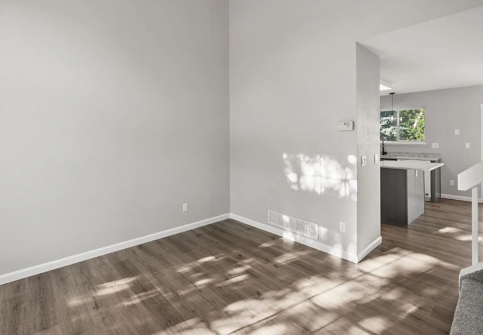 3 bed, 2.5 bath, 1706 sqft, $2,495 — Photo 3