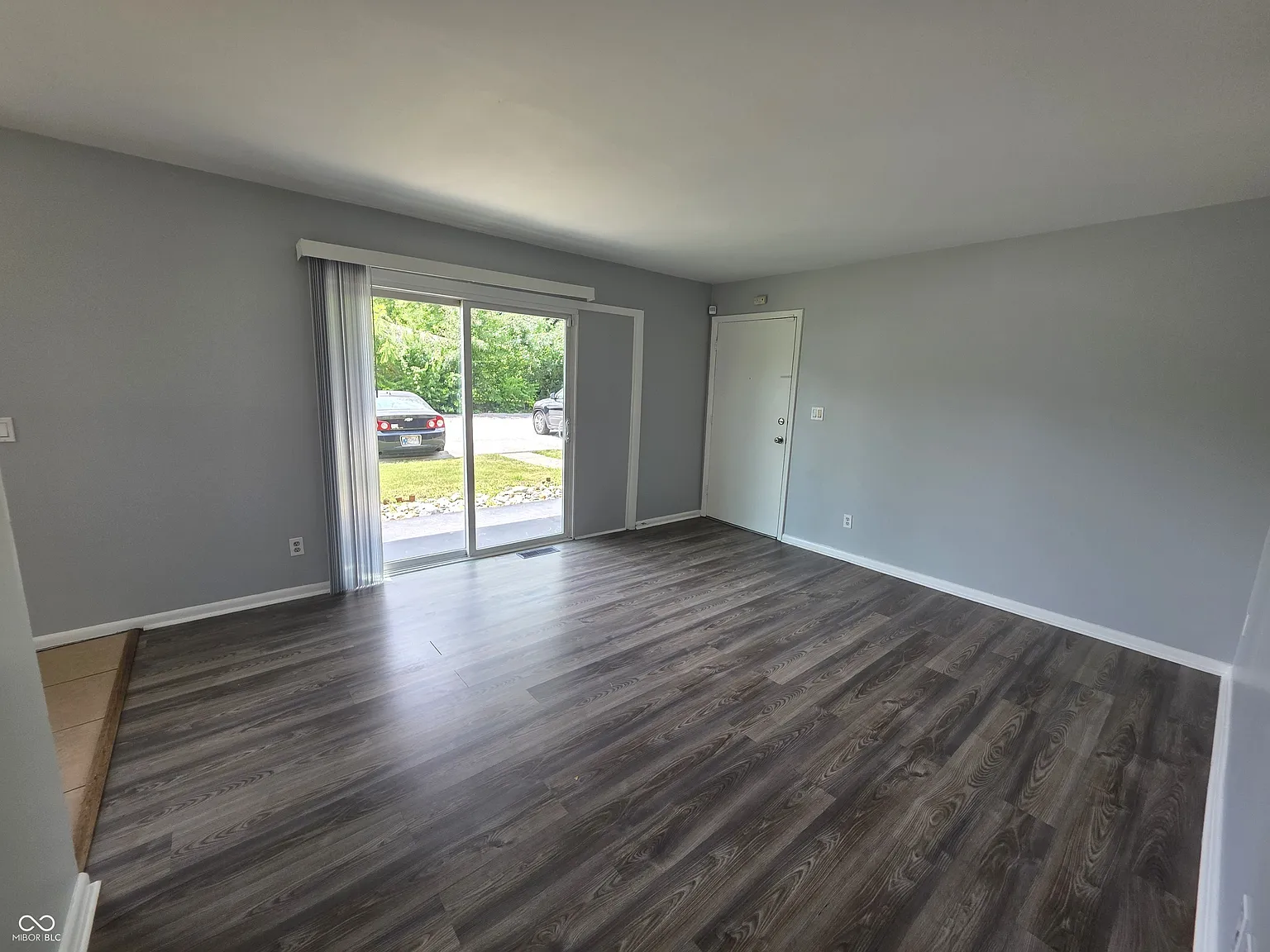 2 bed, 1.0 bath, 792 sqft, $1,025 — Photo 3