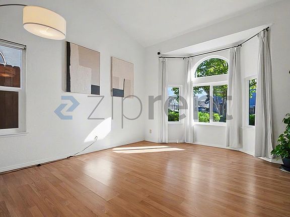 4th image of 5744 River Run Cir
