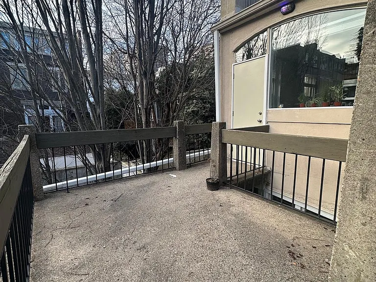 407 Cypress St #2F — Photo 2
