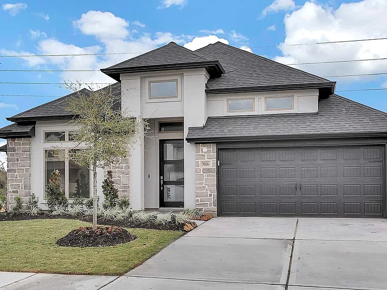 5026 Albany Shores Ln — Photo 1