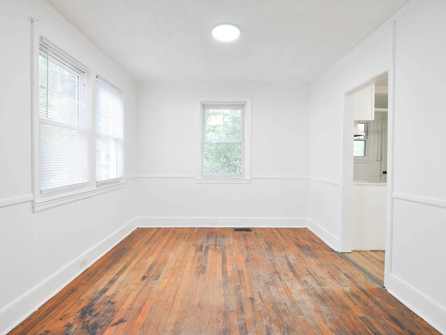 4 bed, 1344 sqft, $1,400 — Photo 4