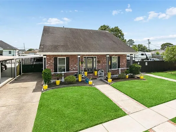 212 Ocelot Dr, Arabi, LA 70032