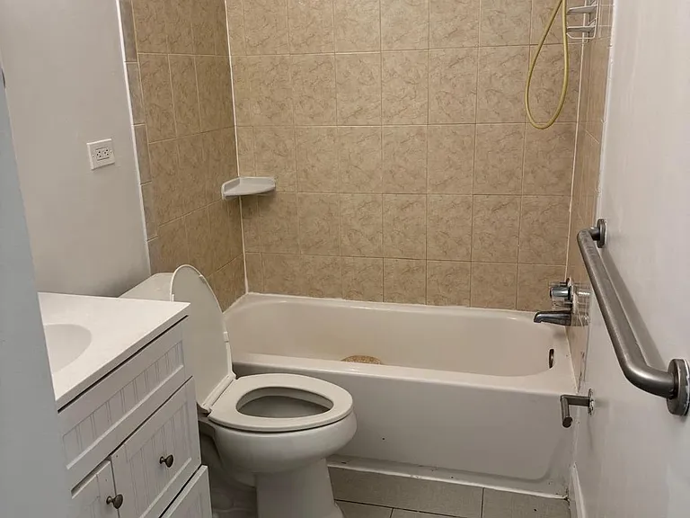 5460 85th Ave #202 — Photo 7