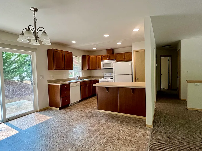 11718 Golden Ridge Pl NW — Photo 5