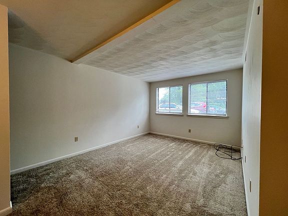 4th image of 601 Vista Ave #2