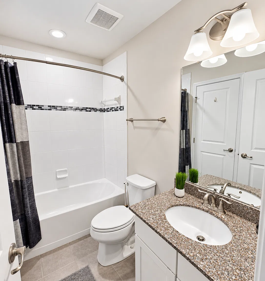 2 bed, 3.5 bath, $3,600 — Photo 3
