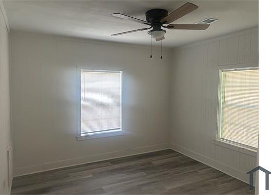 5th image of 4250 Sunset Dr