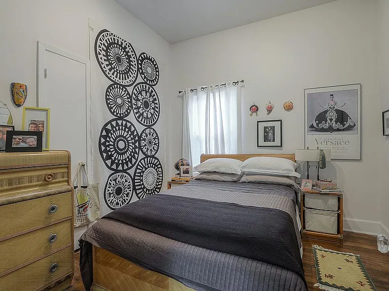 4624 Mercier St — Photo 14