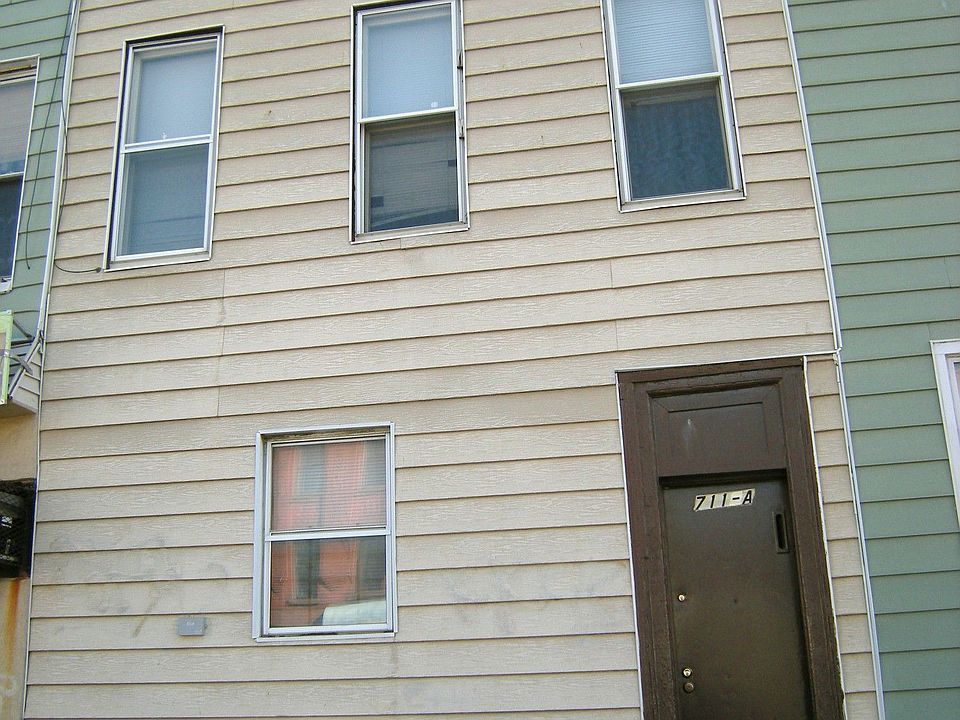 1st image of 711A 5th Ave