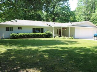 9219 Nichols Rd, Montrose, MI 48457