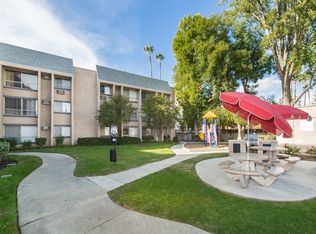 6630 Independence Ave APT 204, Canoga Park, CA 91303