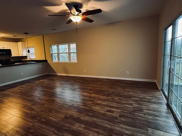 3923 Gladiola Ct #201 — Photo 48