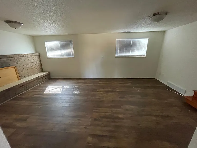 4607 Sprucewood Dr — Photo 23