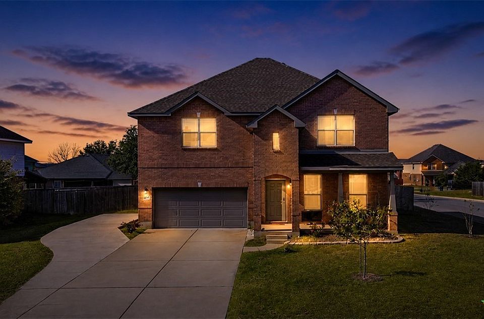 1st image of 2600 White Moon Dr