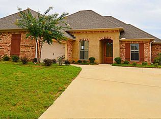 815 Ascham Ct, Pearl, MS 39208