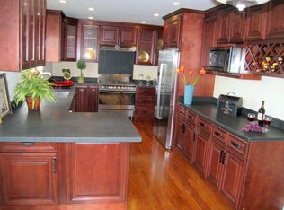 299 Port Royal Ave, Foster City, CA 94404