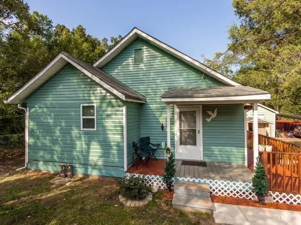 232 W Midland Ave, Winder, GA 30680