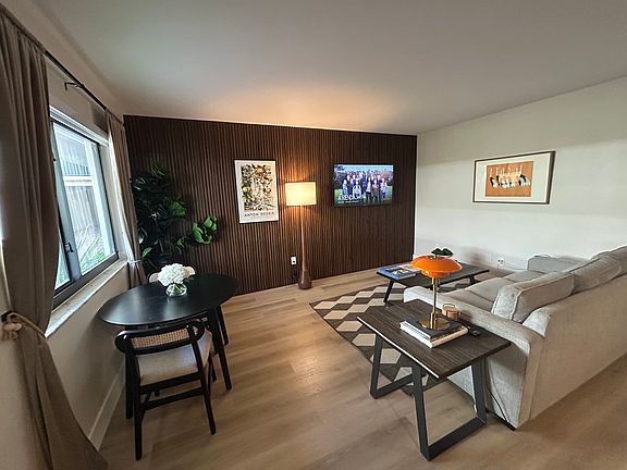 5th image of 2924 Day Ave APT N112
