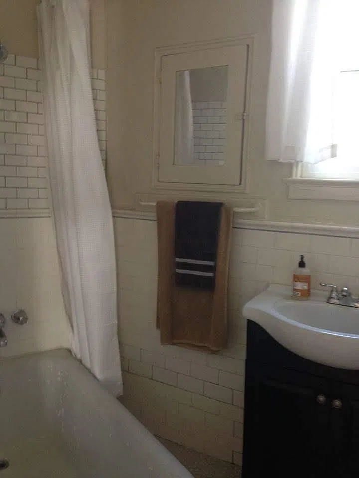 2 bed, 900 sqft, $1,990 — Photo 3