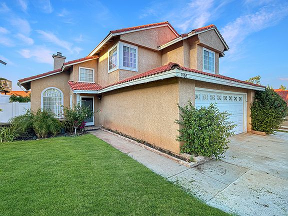 3rd image of 9100 Clay Canyon Dr